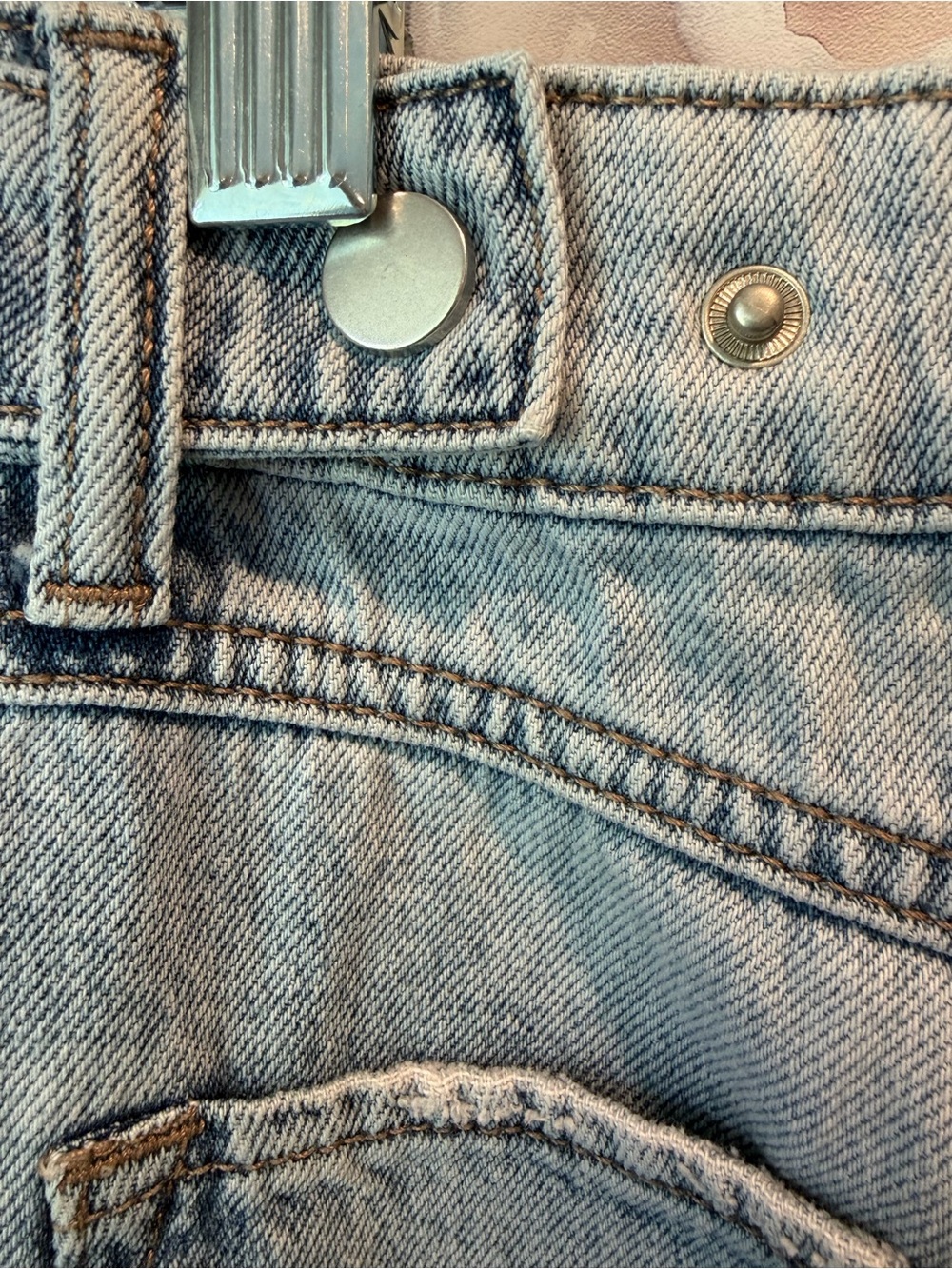REWASH High-Rise Light Wash Wide-Leg Jeans Size 3/26. - Picture 5 of 8